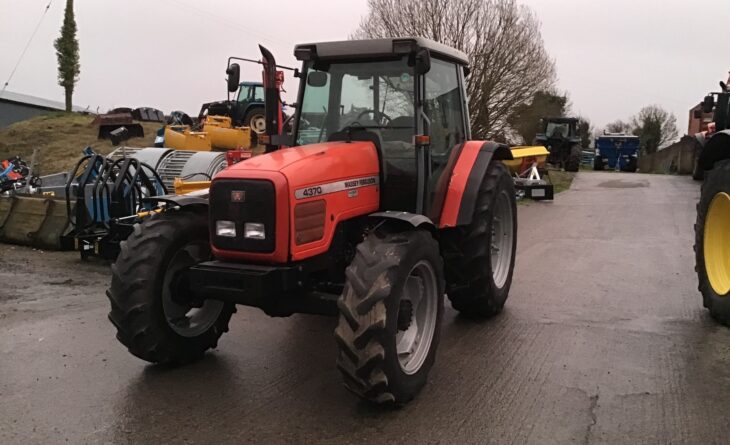 E3015 B4 B 647 D 499 B A73 A F47423 D01622