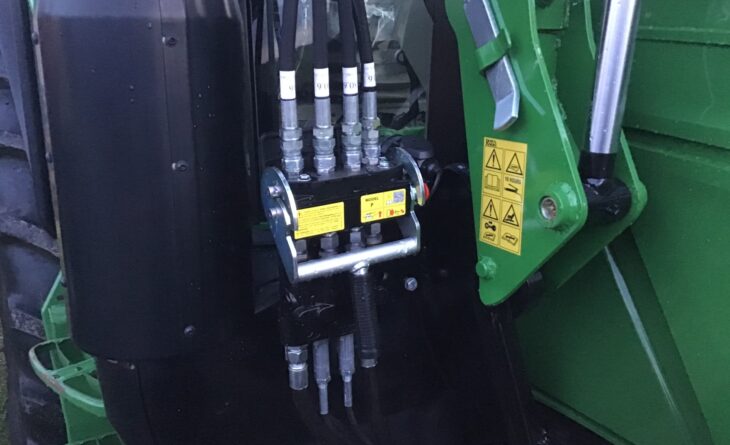 1 FB35 A10 015 B 4 E59 BEF0 1 C475015 FBF4