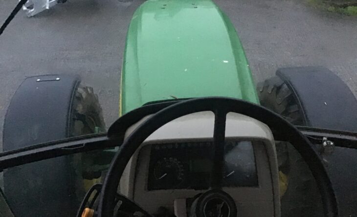 D7 CB3867 4 CD9 4 E41 9002 D34 FBFA2 E744